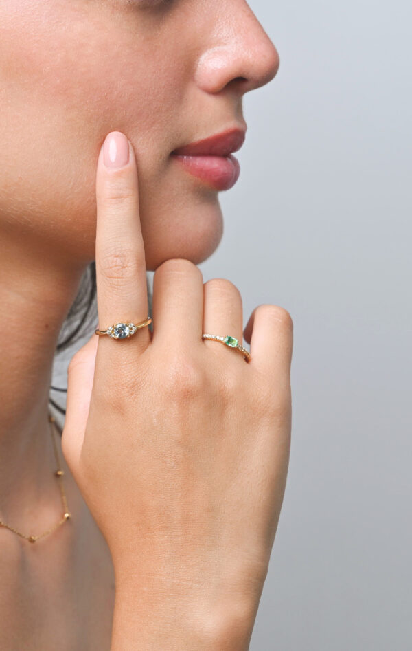 Anillo Corte Esmeralda  Oro 18k - Imagen 2
