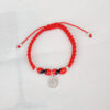 Pulsera de hilo bebé adulto plata Virgen Milagrosa con huayruro - Imagen 2